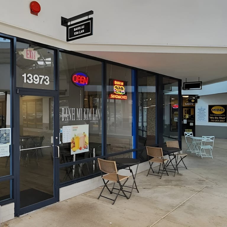 We’re Located in Chantilly