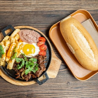Banh mi Bo Ne